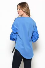 Load image into Gallery viewer, Round Neck With Puff 3/4 Sleeves
