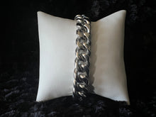 Load image into Gallery viewer, Stainless Steel Chunky Chain  Bracelet
